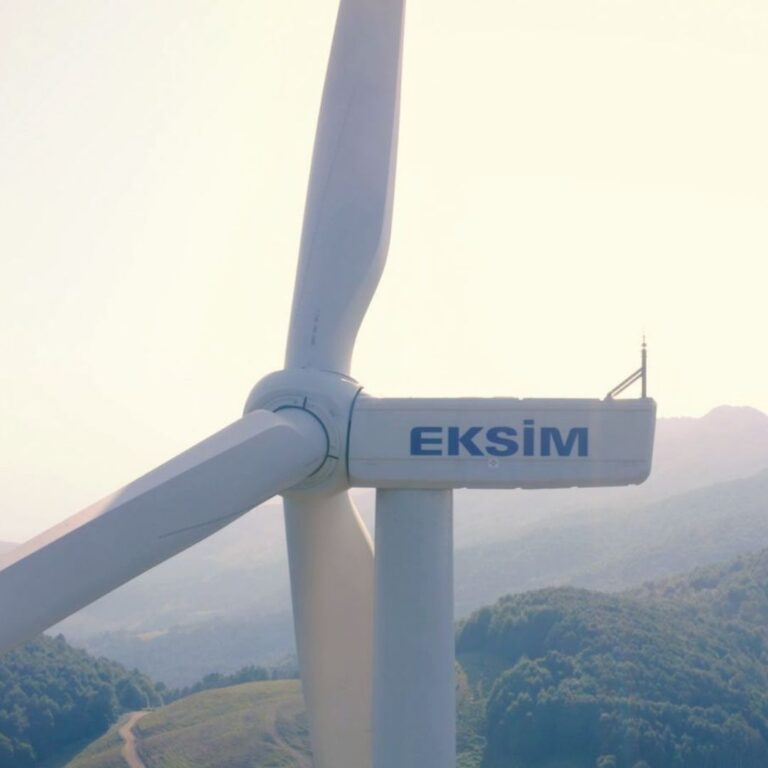 Yenilenebilir Enerji Yatırımları Hızla Artıyor
