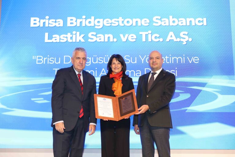 Küresel otomotiv sanayi zorlu dönemden geçiyor