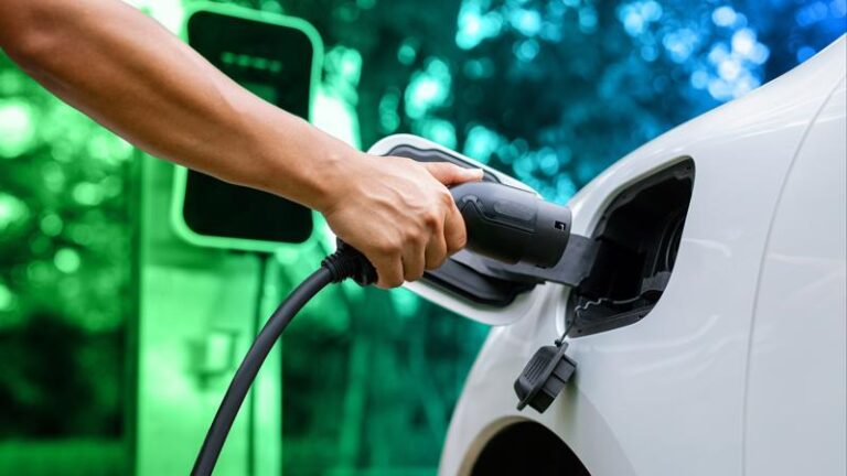 Türkiye’de elektrikli araç şarj devrimi sürüyor