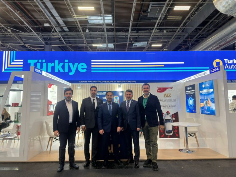 OSS Derneği, Türk Otomotivini Paris’te Küresel Arenaya Taşıdı